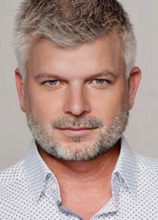v_00_NikolausGoebe(c)JensOchmann-B.jpg